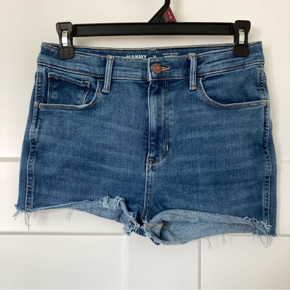 Old Navy Women Blue Extra High Waist Stretch Denim Shorts, Size 14 Extra. - Picture 1 of 6